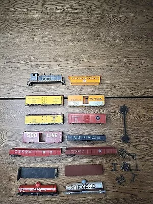 HO Scale Train Box Freight Cars Hopper Parts Lot INCOMPLETE FOR PARTS REPAIR Vtg • $39.99