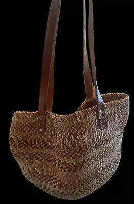 Vtg Sisal Market Jute  Tote Bag Art Woven Raffia Bucket Basket Leather • $30