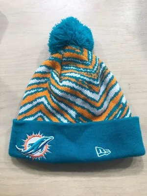 Nfl New Era  Miami Dolphins Cuffed Winter Knit Pom Beanie One Size • $20