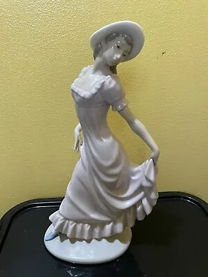 Nao By Lladro (Elegant Lady) By Vincent Martinez Tall 30cm.Excelent Condition. • £24.99