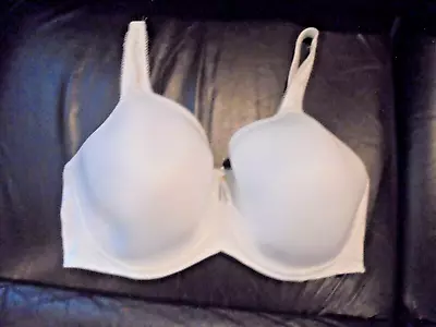 Wacoal 853192 Basic Beauty Full Figure White Size 36DD Seamless Underwire Bra • $19.99