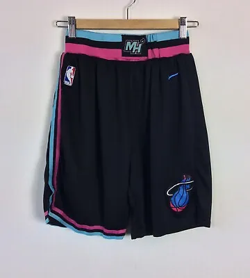 Nike Miami Heat Shorts RARE Courtside Kids Boys Size M NBA Basketball Swingman • £29.99