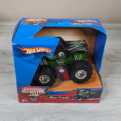 Hot Wheels 2005 Monster Jam Rev Tredz - Grave Digger - New In Box Autographed! • $14.95
