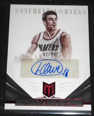 2012-13 Panini Momentum Monumental Marks Auto Signed Victor Claver #d/10 Red • $19.95