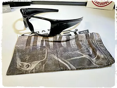 Oakley Fuel Cell • Polished Black OO9096 W SE Oakley Bag & Decal (No Lenses) • $15