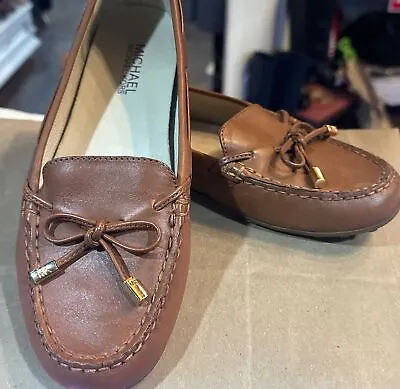 Michael Kors Women's Flat Moccasin Loafers Shoes Brown Leather Size 7.5 M • $27.99