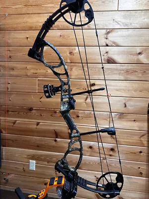 NICE Diamond Bowtech Infinite Edge Pro XT CAMO Compound Bow PACKAGE • $299.99