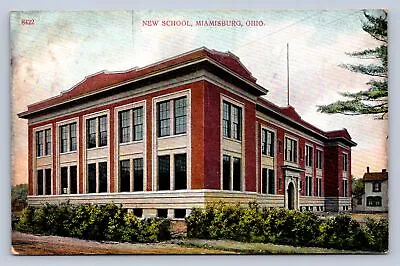 J91/ Miamisburg Ohio Postcard C1910 New School Building  342 • $9.20