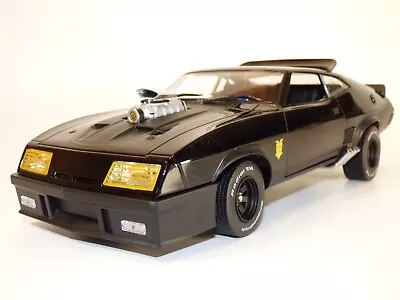 FORD FALCON XB Police Interceptor V8 Film MAD MAX 1/18 • £155.29