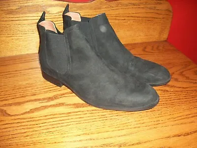 H & M-Chelsea Boots Black Suede Ankle Block Pull On Size 11 EUR 44-EUC-Ships FRE • $22.99