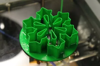 Snow Flake Cookie Pastry Biscuit Cutter Icing Fondant Baking Clay Kitchen Xmas • £4.90
