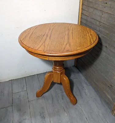 Vintage Rustic Country Farmhouse Oak Wood 24  Round Pedestal Table • $225