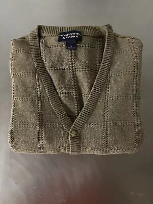 Roundtree & Yorke Men’s Button Down Sweater Medium • $12