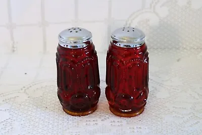 L.E. SMITH AMBERINA GLASS MOON & STARS 6 & 7-Hole Salt & Pepper Shaker Set • $24.99