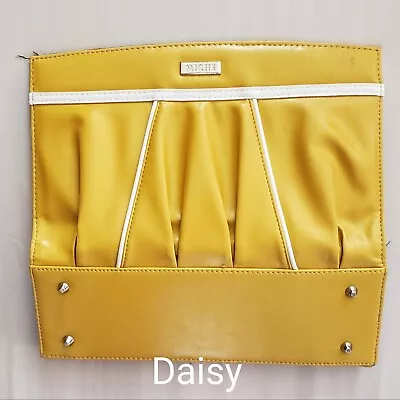 MICHE Classic Wrap Shell -  Daisy  • $10