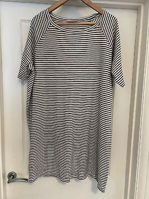Weekday T-shirt Dress Size M Small Hole  • £6.50