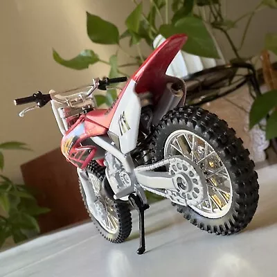 Honda Die Cast Motorcycle CR250 R #111 Two Stroke Toy Model Bike Vintage • $17