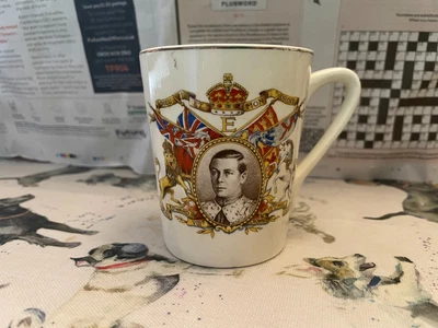 £5 • Buy KING EDWARD VIII CORONATION MUG ~ MAY 12th 1937 ~  8cm HIGH X 7.5cm DIAMETER