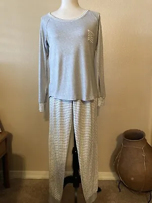 Marilyn Monroe Gray Heather Stripe Knit Pajama Set 2 Pc. Size S EUC • $12.99