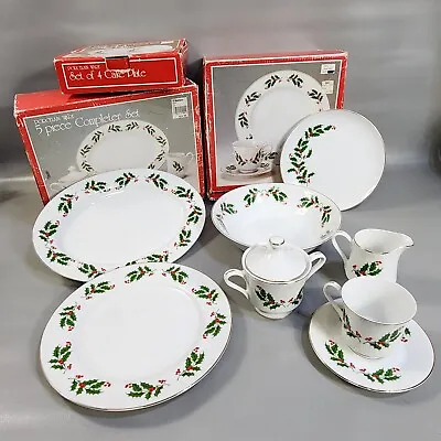 Vintage Porcelain Ware Christmas Holly Dinner Serving Set Japan 19 Piece • $64.99