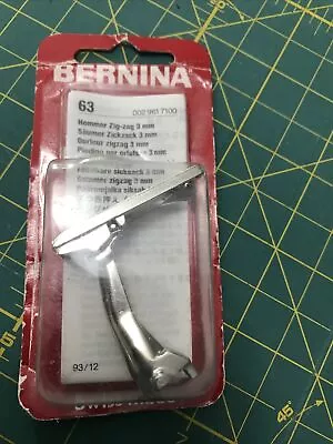 $75 • Buy Bernina Zig Zag Hemmer Foot # 63 For Bernina Old Style 730, 830,930-1630