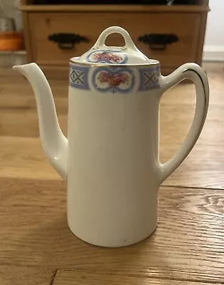 J & G Meakin England Tea / Coffee Pot - White With Pattern • £19