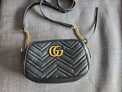 $1550 • Buy Authentic Gucci Marmont Black Leather Small Crossbody  Bag