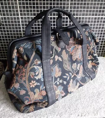 Vintage M & S Tapestry Holdall Bag Mary Poppins Drs Style Weekend Carpet Bag • £25.50