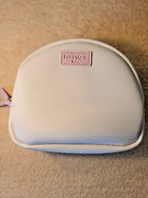 RARE New Sealed Qatar Airways Diptique Paris BCA Amenity Kit; White / Pink Pouch • $48.88