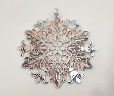Metropolitan Museum Of Art 2009 Snowflake Ornament - Silverplate • $32
