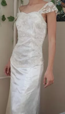 90s Vintage Y2K Wedding Dress Size M To L • $350