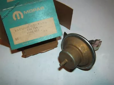 1962 Dodge Dart Plymouth Distributor Vacuum Advance NOS Mopar 2098203 • $19.99