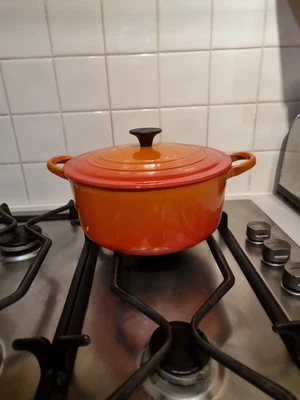 £20 • Buy Le Creuset Iron Round Casserole Dish Pot Pan Volcanic Orange Enamel Size 20