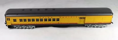 Bachmann #89021 Combine Coach Passenger Car Union Pacific #2514 1/87 HO Scale • $9.95