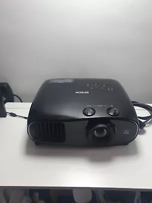 £249 • Buy Epson Projector EH TW6600 Pre Owned . 3LCD, Full HD 1080p 3D, NEED NEW LAMP