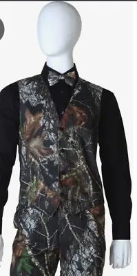 NEW Mossy Oak Camo Tuxedo Vest Only SIZE Small.  • $44