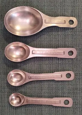 Vintage Aluminum Measuring Spoons US Std Set Of 4 - Nesting Oval MCM - No Ring • $7.95