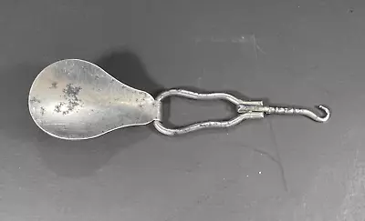 Vintage Folding Shoe Horn & Button Hook -Patent Date 8-24-15 • $5.99