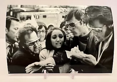 4x6 Photo Waiting On Getting Elvis Presley’s Autograph Outside Olympia Stadium • $4.99