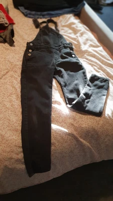 £2 • Buy H&M Girls Black Dungarees Size Eur 134