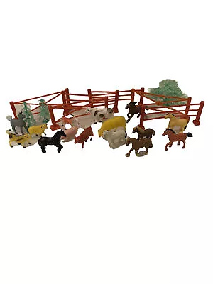 Vintage 24 Piece Miniature Farm Animals W/Foliage & Fencing Animals 2-2.5” • $16.14