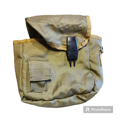 2 Quart US Army Military  Collapsible Water Canteen Cover Green With Alice Clips • £11.57