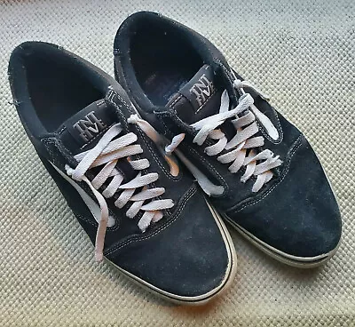 Mens Size 9 Vans TNT Five Black White Tony Trujillo Old Skool Skateboard Shoes • $34.96