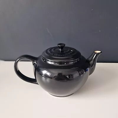 Le Creuset Stoneware Black Classic Tea Pot - Chip On Spout  • £19.99