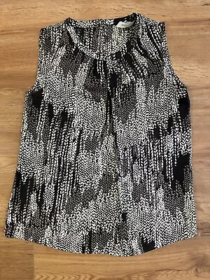 Nine West Women's  Black White Gray  Sleeveless Shell Blouse Top Size Small • $11