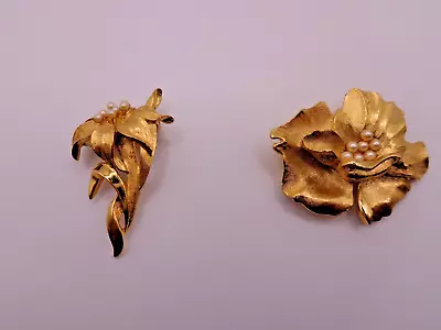 2 Old Vintage Crown Trifari Jewelry Goldtone Faux Pearls Brooch Pins Both Marked • $9.99