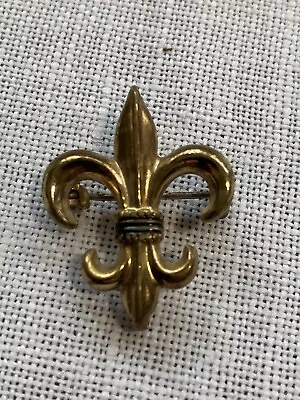 Vintage Fleur De Lis Lily Of France Gold Tone Brooch Lapel Pin 1 Inch Girl Scout • $7.99