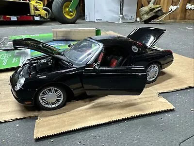 Ford Thunderbird Black Maisto 1/18 Scale Model • $9.99