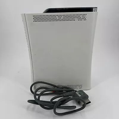 Microsoft Original White Xbox 360 Console  W/ AV & 250 GB Hardrive FOR PARTS • $17.95