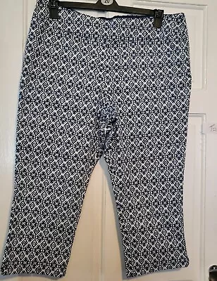 Womens Ladies Waist Is 36 ...3/4 Three Quarter Cropped Trousers-Pants • £5